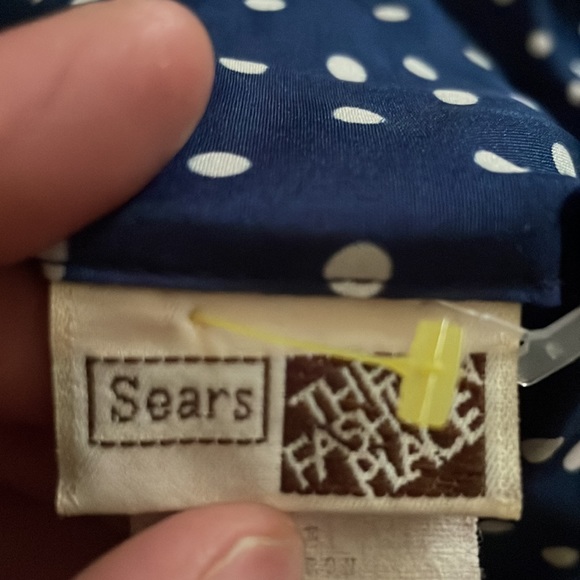 Vintage Sears Navy and white polka dot button down with neck tie - Picture 4 of 7